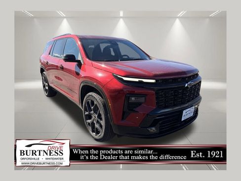 New 2026 Chevrolet Traverse RS w/ LPO, Floor Liner Package image 1