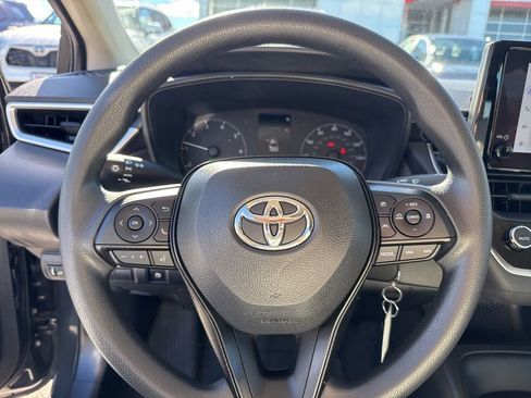 Used 2024 Toyota Corolla LE image 21