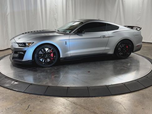 Used 2020 Ford Mustang Shelby GT500 w/ Technology Package image 5