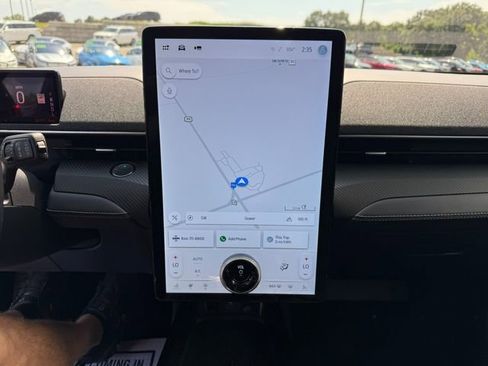 Used 2021 Ford Mustang Mach-E Premium image 25