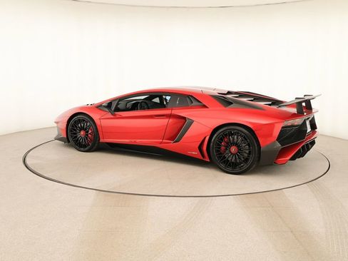 Used 2016 Lamborghini Aventador LP 750-4 Superveloce image 3