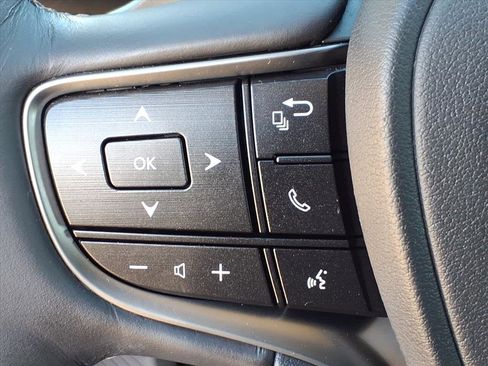 Used 2019 Lexus ES 300h w/ Luxury Package image 29