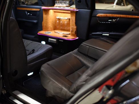 Used 2008 Mercedes-Benz S 550 4MATIC image 9