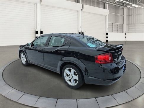 Used 2013 Dodge Avenger SXT w/ Rallye Appearance Group image 2