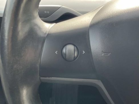 Used 2019 Tesla Model 3 Long Range image 19