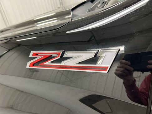 Used 2019 Chevrolet Silverado 1500 LT Trail Boss AWD/4WD image 25