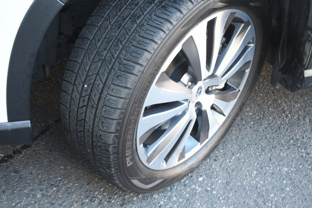 Used 2022 Subaru Ascent Touring AWD/4WD image 11