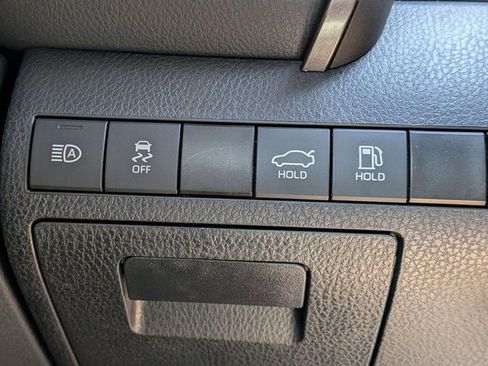 Used 2024 Toyota Camry LE w/ Convenience Package FWD image 10