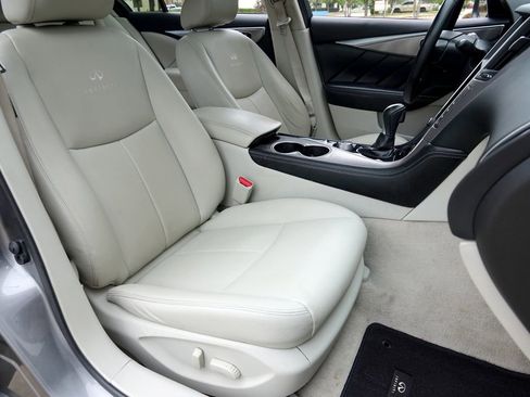 Used 2014 INFINITI Q50 Premium w/ Navigation Package image 8