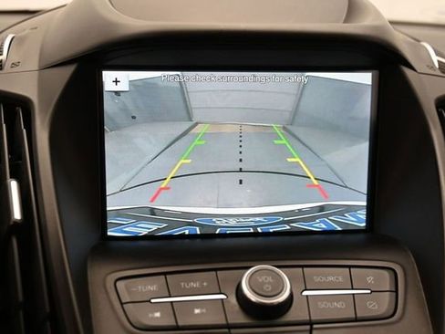 Certified 2019 Ford Escape SE FWD image 20