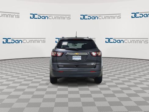 Used 2015 Chevrolet Traverse LS FWD image 7