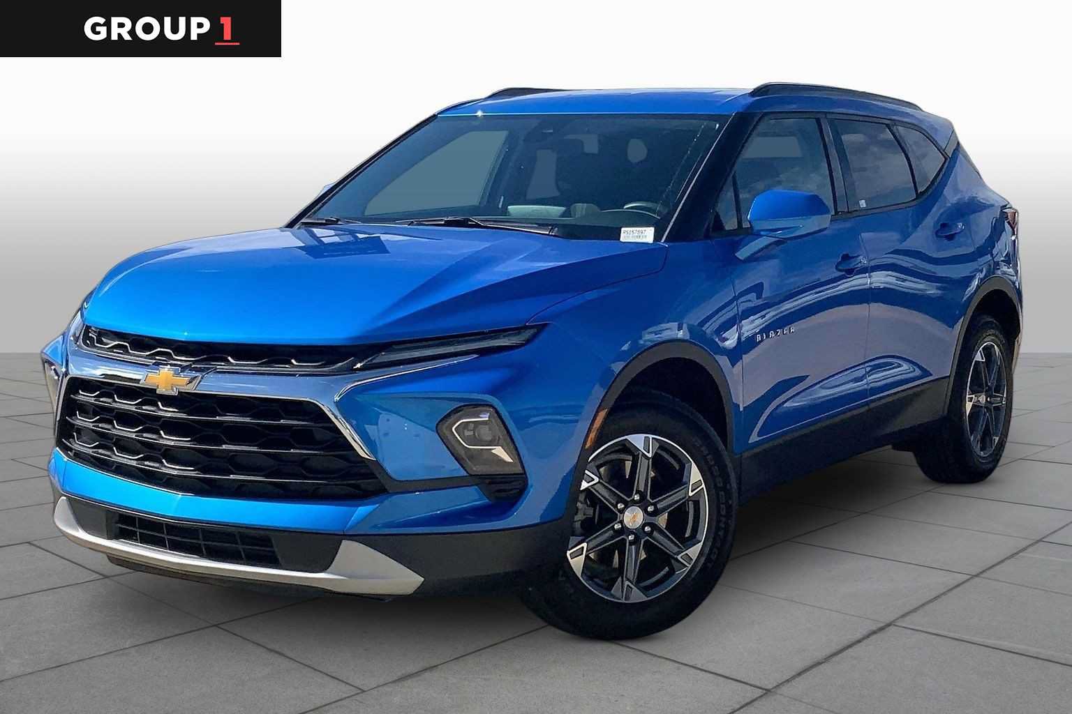 Used 2024 Chevrolet Blazer LT w/ Convenience Package FWD image 1