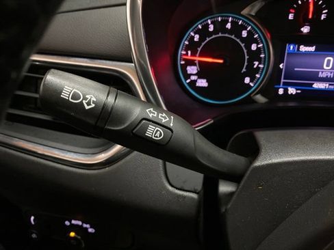 Used 2022 Chevrolet Equinox LT FWD image 39