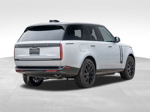 New 2025 Land Rover Range Rover SE image 4