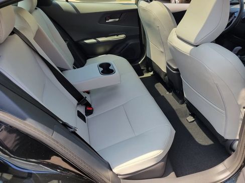 New 2026 Toyota Prius XLE FWD image 19