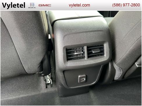 Certified 2023 GMC Terrain SLE w/ Driver Convenience Package image 12