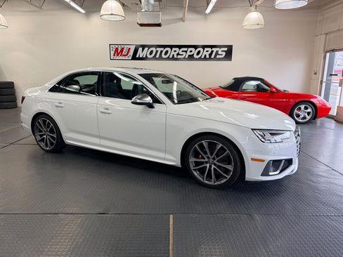 Used 2019 Audi S4 Prestige w/ Prestige Package image 16