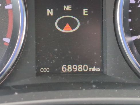 Used 2015 Toyota Highlander Limited AWD/4WD image 13