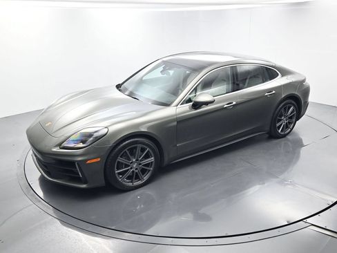 Certified 2026 Porsche Panamera 4 AWD/4WD image 35