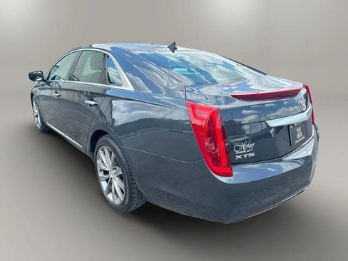 Used 2013 Cadillac XTS FWD image 8