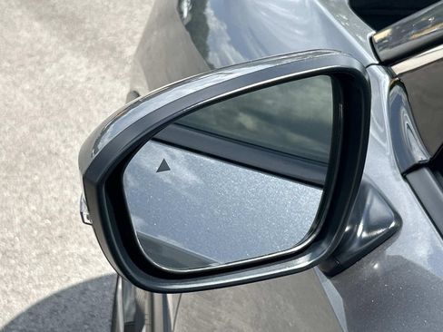 Used 2025 Nissan Kicks SR FWD image 20