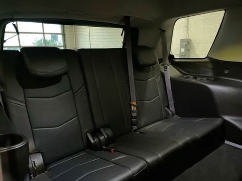 Used 2017 Cadillac Escalade Premium Luxury AWD/4WD image 16
