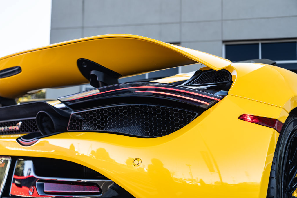 Used 2021 McLaren 720S Luxury RWD image 14
