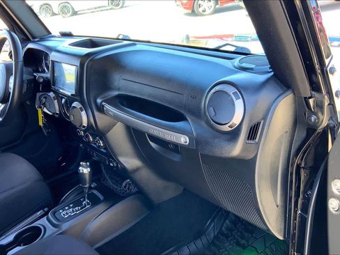 Used 2015 Jeep Wrangler Willys Wheeler image 16