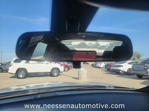 Used 2023 Dodge Charger SXT image 27