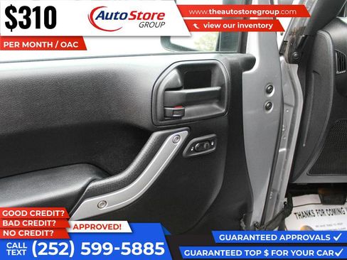 Used 2014 Jeep Wrangler Unlimited Sahara w/ Max Tow Package image 10