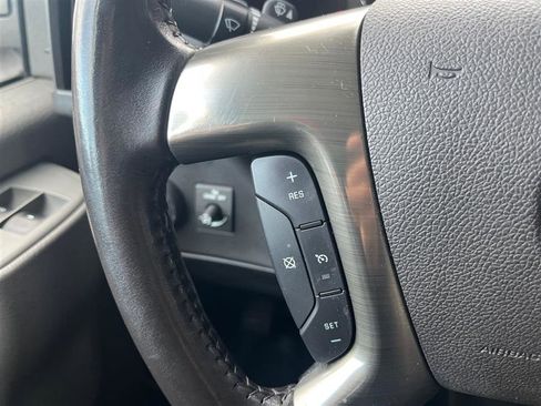 Used 2019 Chevrolet Express 3500 w/ Driver Convenience Package image 21