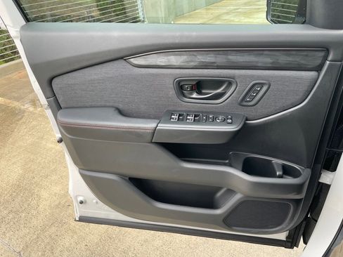 Certified 2026 Honda Passport TrailSport image 11