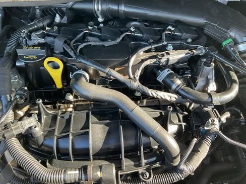 Used 2015 Ford Escape SE w/ Equipment Group 201A image 14