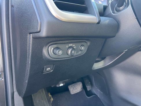 Used 2019 GMC Terrain Denali w/ Comfort Package image 14