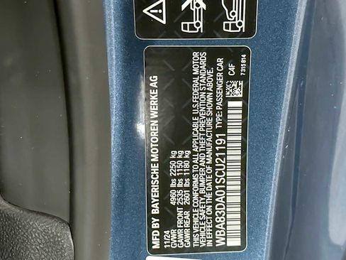 Used 2025 BMW 440i xDrive Coupe w/ Premium Package image 28