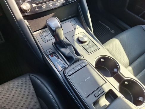 Used 2023 Lexus IS 350 F Sport image 13