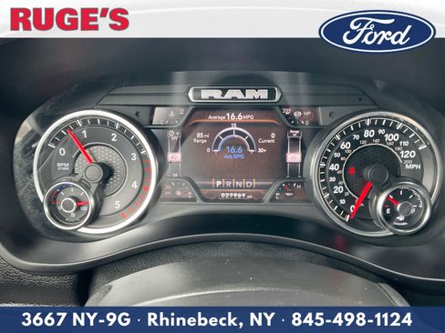 Used 2022 RAM 2500 Big Horn w/ Level C Equiment Group image 24