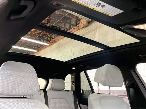 Certified 2023 BMW X5 xDrive45e w/ M Sport Package image 24