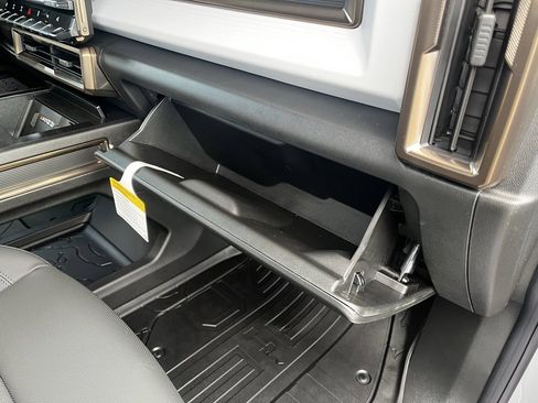 New 2025 GMC Hummer EV 3X w/ Extreme Off-Road Package image 39