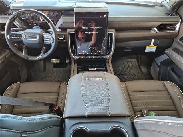 New 2026 GMC Yukon XL Denali Ultimate w/ LPO, Floor Liner Package AWD/4WD image 13