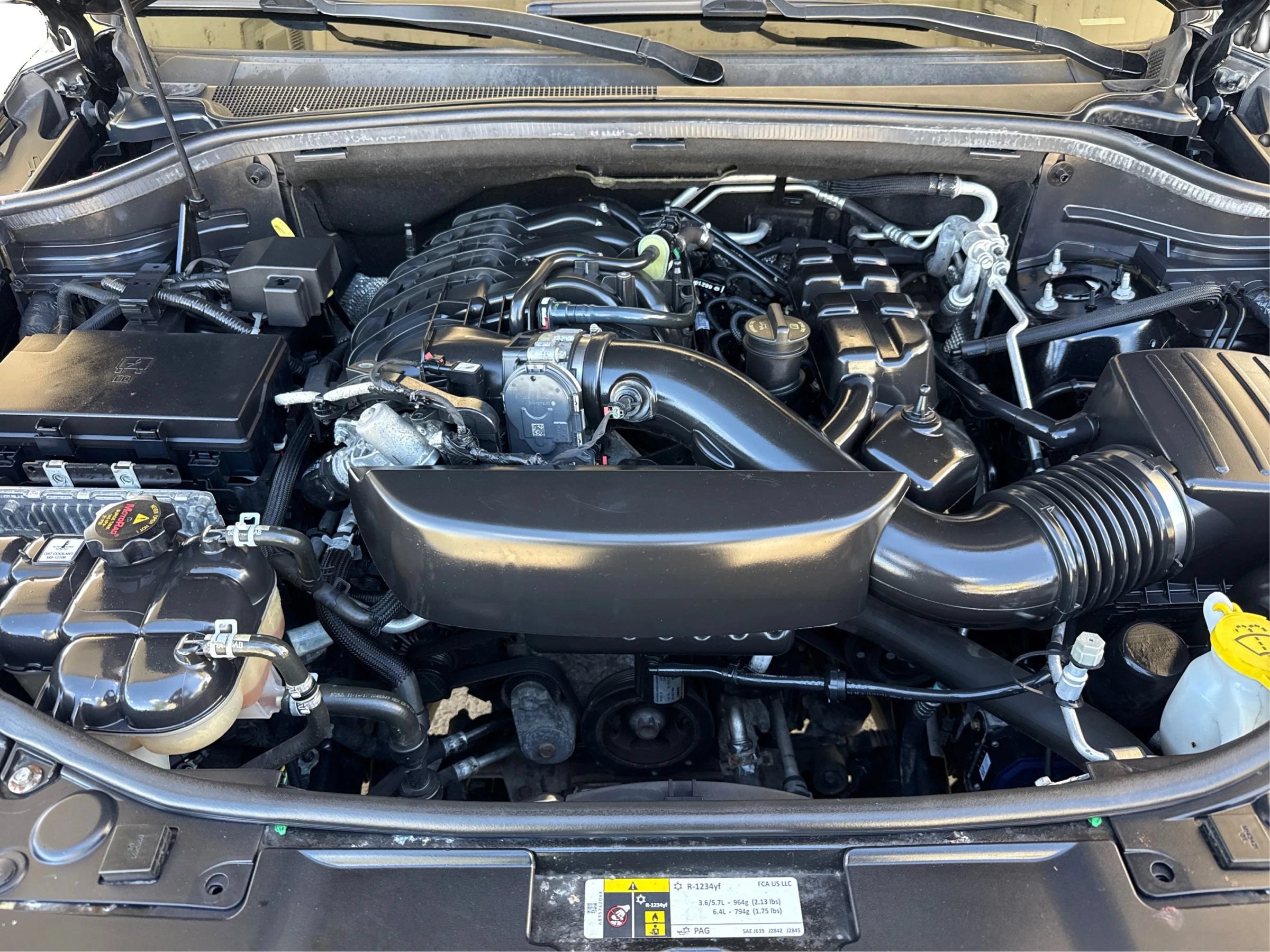 Used 2018 Dodge Durango GT w/ Premium Group AWD/4WD image 13