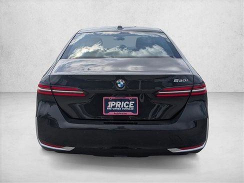 Used 2025 BMW 530i RWD image 6