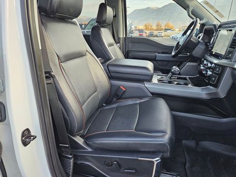 Used 2023 Ford F150 Lariat w/ Trailer Tow Package image 35