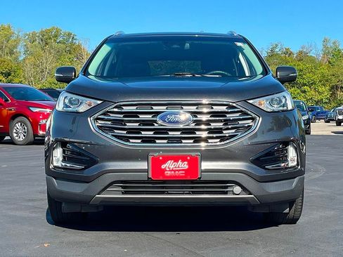 Used 2019 Ford Edge Titanium w/ Cold Weather Package image 2