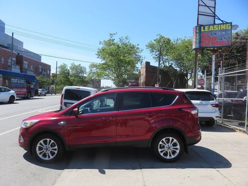 Used 2018 Ford Escape SEL AWD/4WD image 7