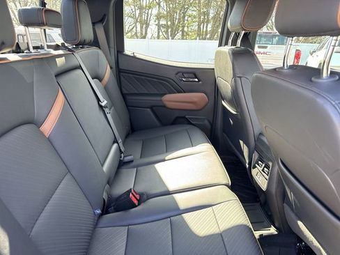 Used 2024 GMC Canyon AT4 w/ AT4 Premium Package image 26