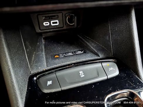 Used 2022 Chevrolet Bolt EUV LT w/ Driver Confidence Package image 49