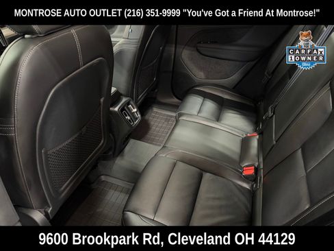 Used 2023 Volvo XC40 B5 Core image 36