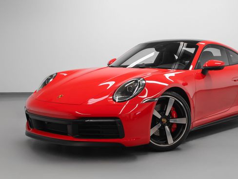 Certified 2024 Porsche 911 Carrera S RWD image 7