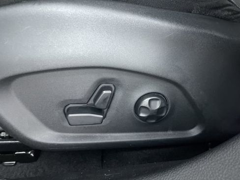 Used 2021 Jeep Compass Limited image 33